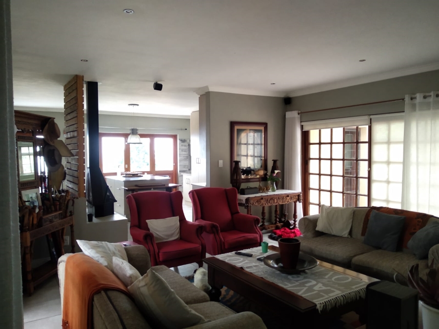 To Let 7 Bedroom Property for Rent in Dana Bay Western Cape